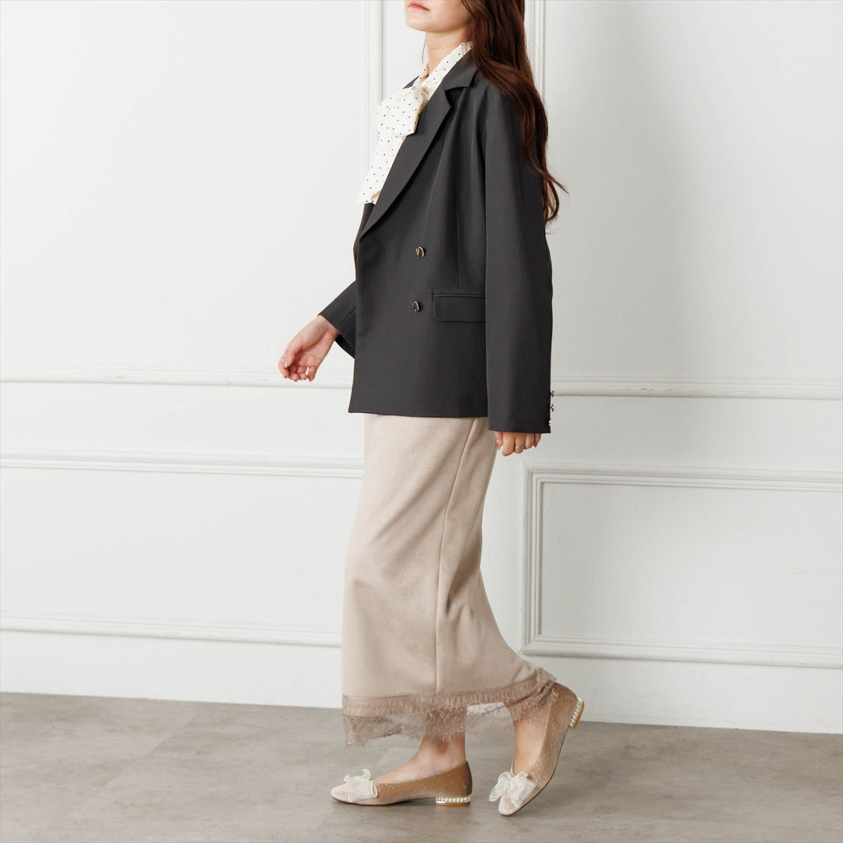 《予約／9月下旬入荷予定》【26AW】チュールリボンフラットパンプス/564308
