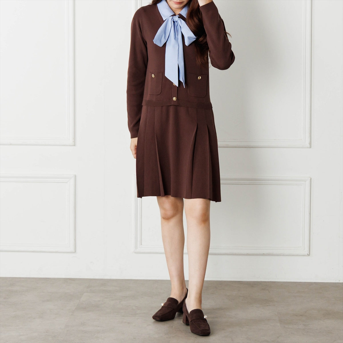 《予約／10月上旬入荷予定》【26AW】パールモチーフヒールローファー/564310
