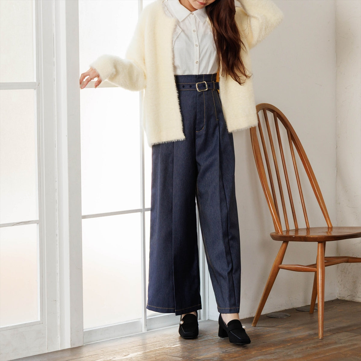 《予約／10月上旬入荷予定》【26AW】パールモチーフヒールローファー/564310
