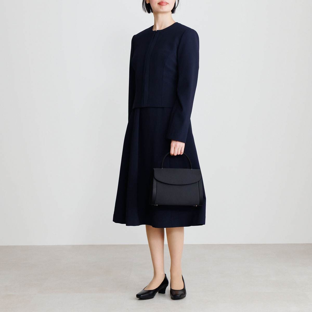 3.5㎝ヒールブラックパンプス/600002