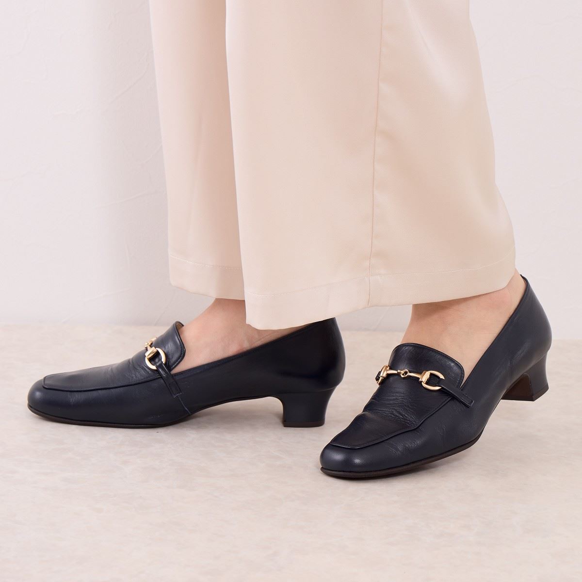 《一部予約/10月上旬頃入荷予定》【25AW】【快適ウォークパンプス】ビットデザインヒールローファー/605003