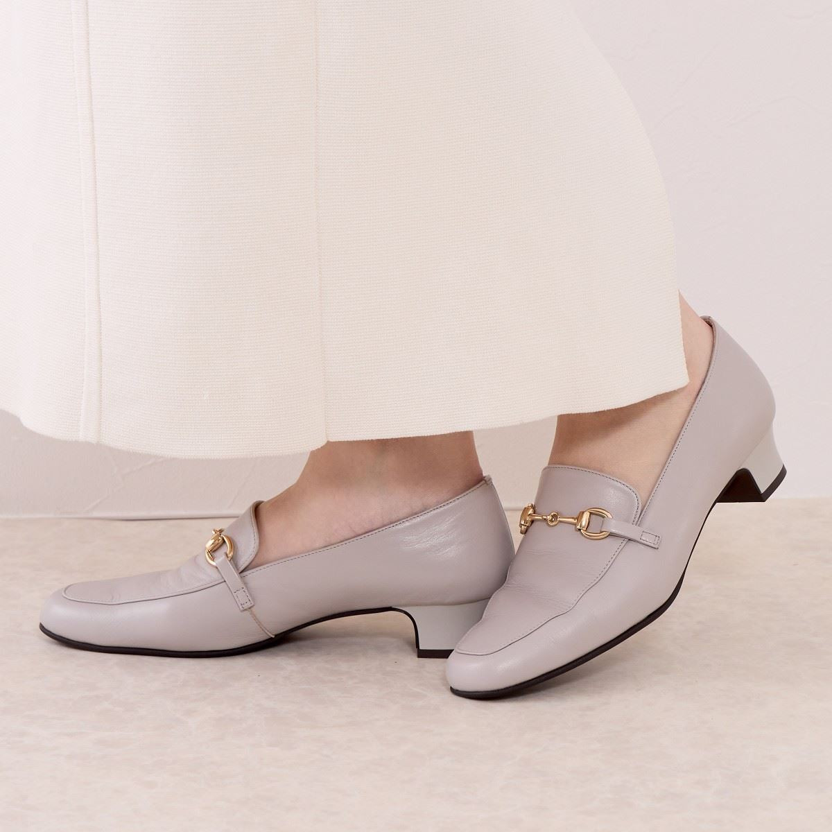 《一部予約/10月上旬頃入荷予定》【25AW】【快適ウォークパンプス】ビットデザインヒールローファー/605003