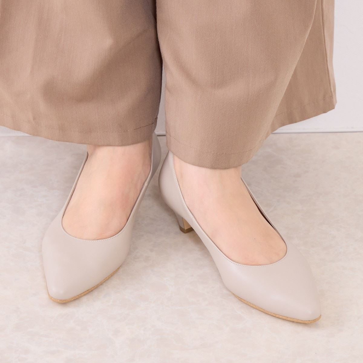 【SALE】【快適ウォークパンプス】ソフトポインテッドトゥパンプス/705004