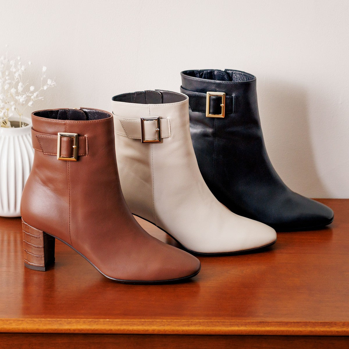 【SALE】ベルトバックルヒールブーツ/631410