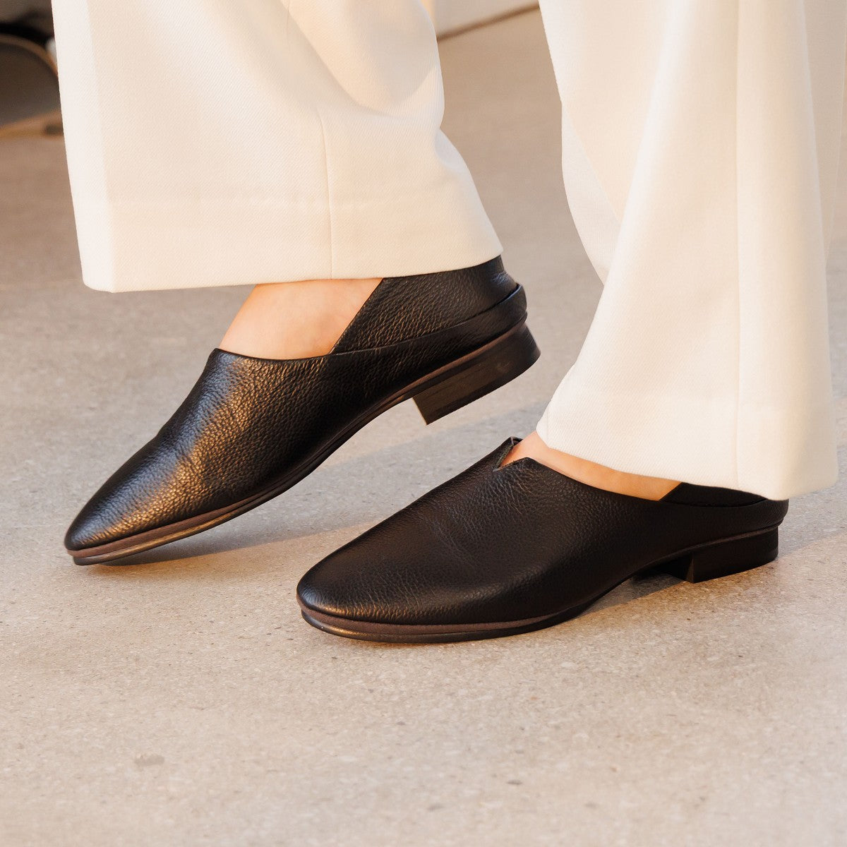 25AW新色】【快適ウォークパンプス】ソフトフラットシューズ/635305