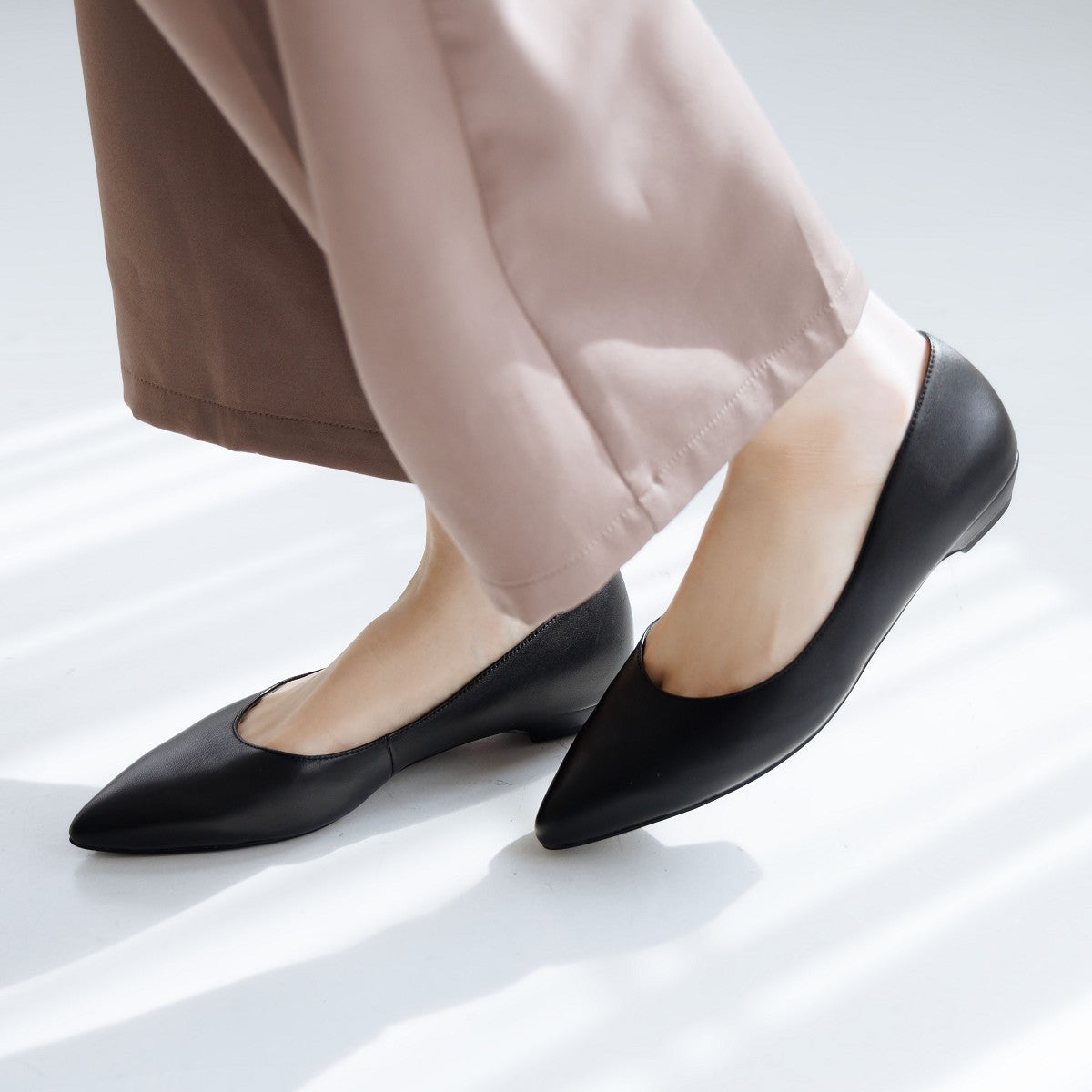 【再入荷／WEB限定デザイン】ローヒールパンプス/640001