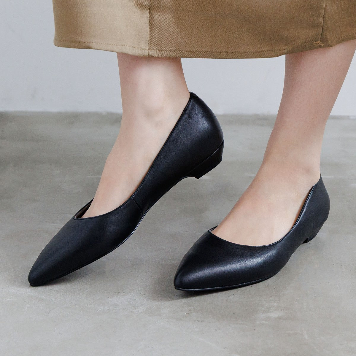 【再入荷／WEB限定デザイン】ローヒールパンプス/640001
