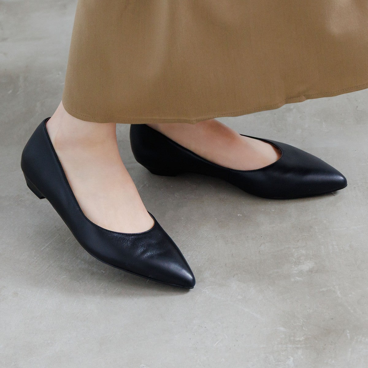 【再入荷／WEB限定デザイン】ローヒールパンプス/640001