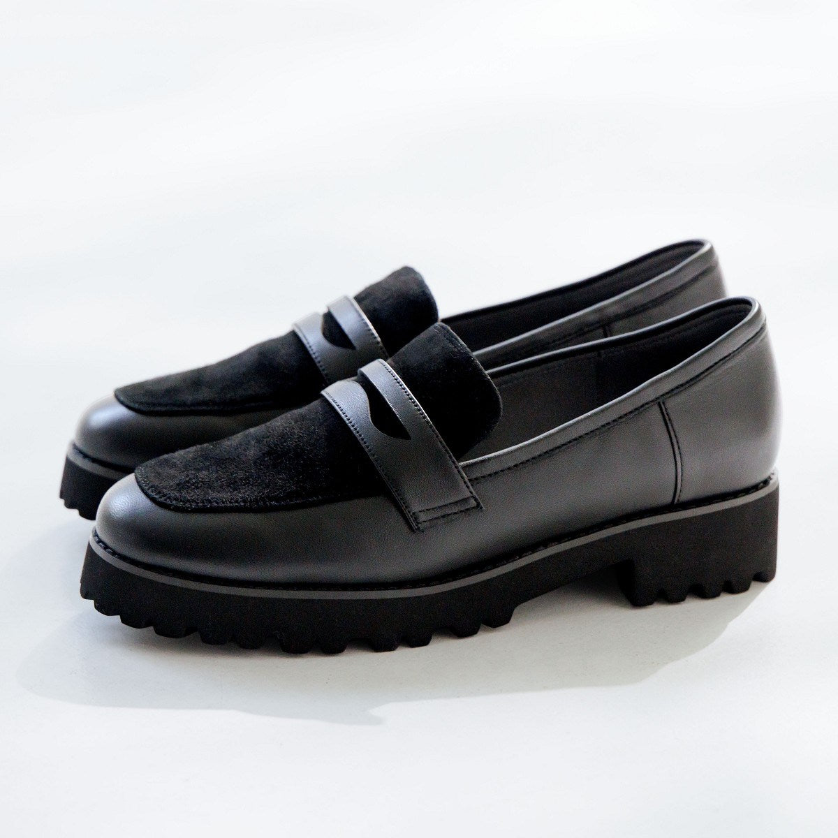 【WEB限定デザイン】トラックソールコインローファー/640007