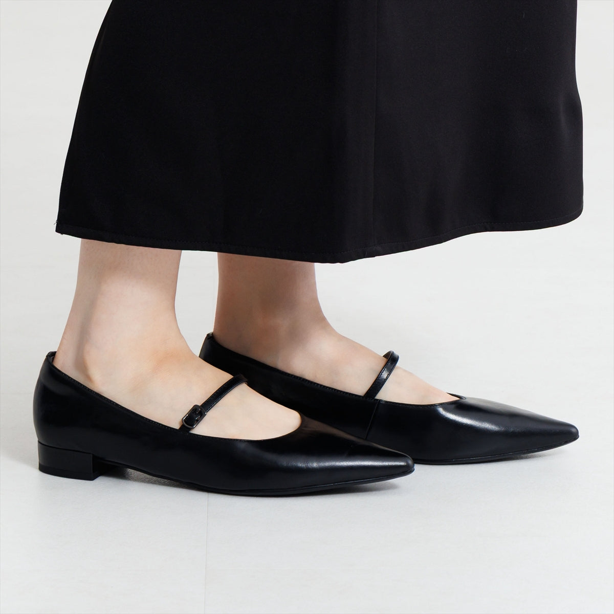 【26SS／WEB限定デザイン】配色ヒールストラップフラットパンプス/640016