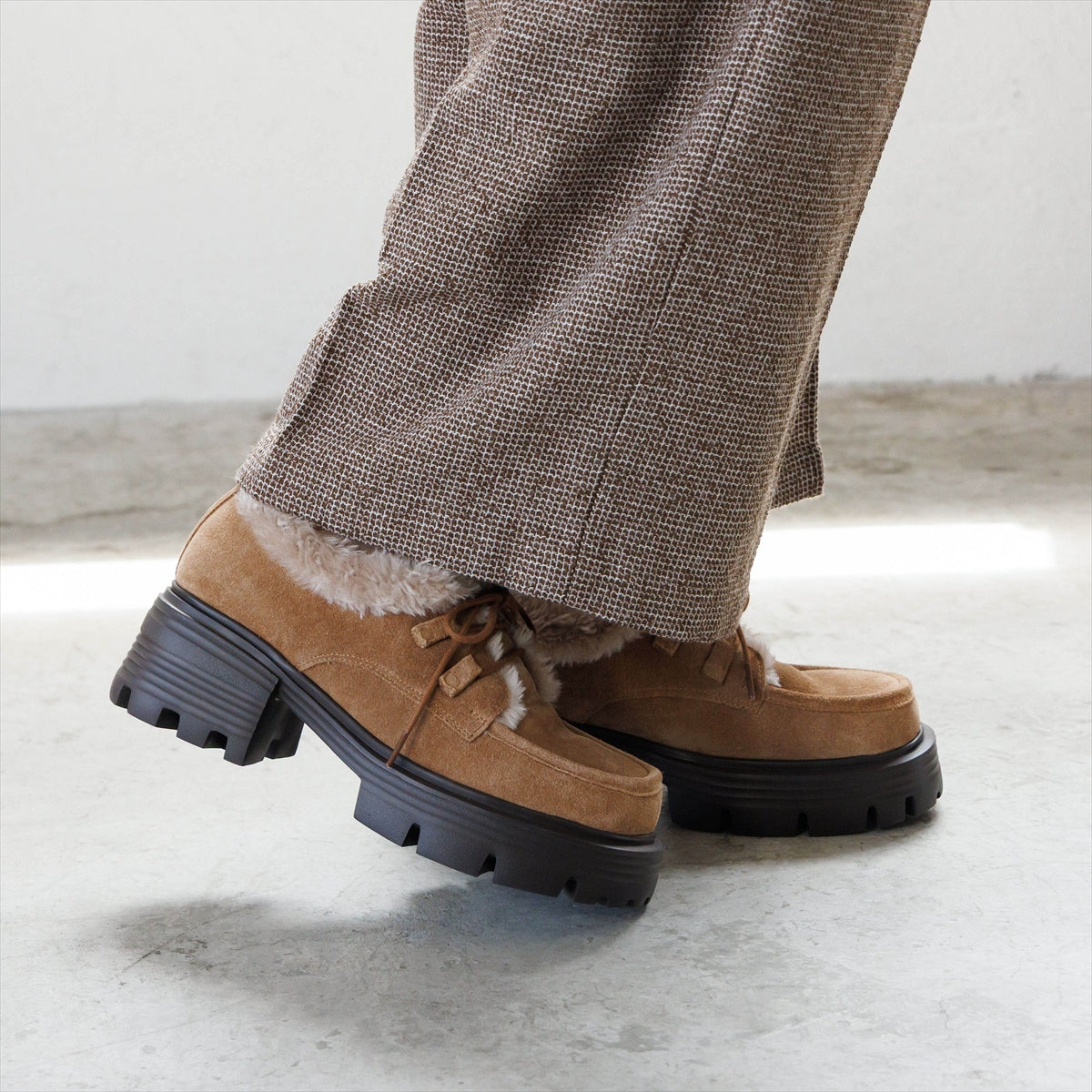 【26AW／WEB限定デザイン】ファーデザインレースアップシューズ/640019