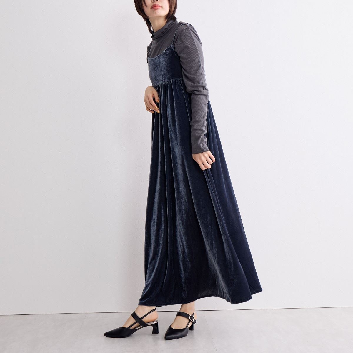【SALE】ポインテッドトゥバックストラップパンプス/641236