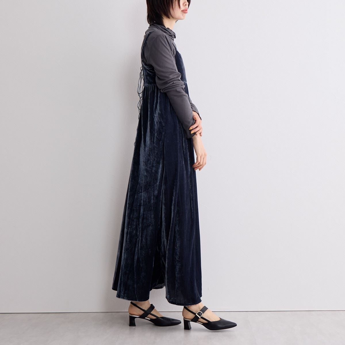 【SALE】ポインテッドトゥバックストラップパンプス/641236