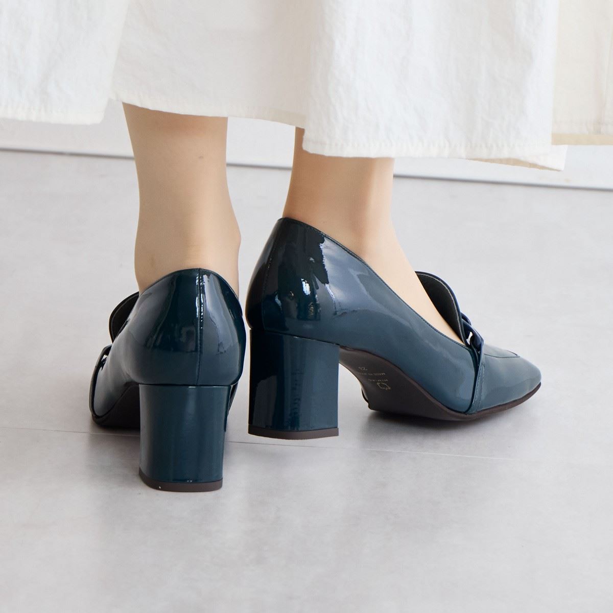 【SALE】チェーンモチーフヒールローファー/641324