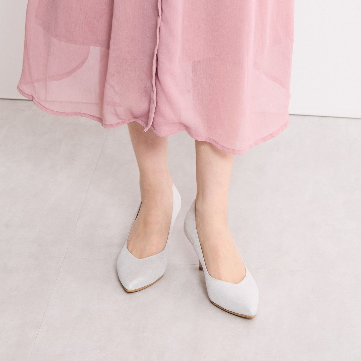 ポインテッドトゥパンプス/643102