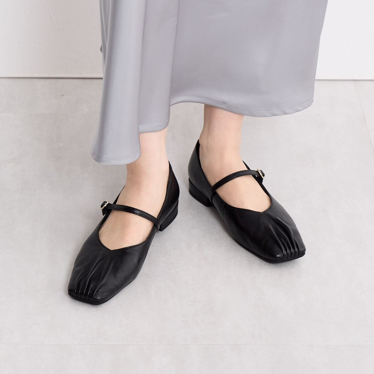 【SALE】ギャザーストラップパンプス/651105