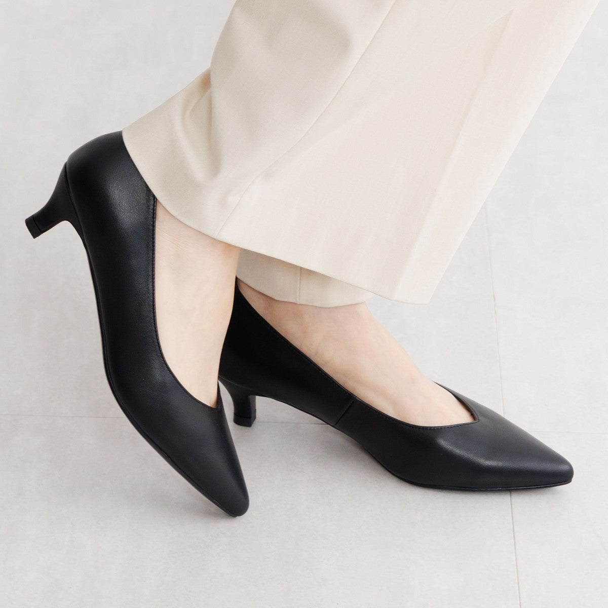 【SALE】ポインテッドトゥパンプス/651108