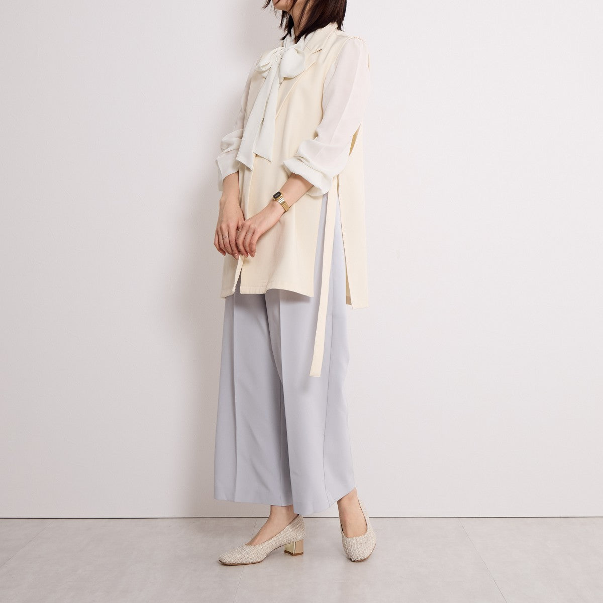【SALE】スクエアトゥメタルプレートヒールパンプス/751112