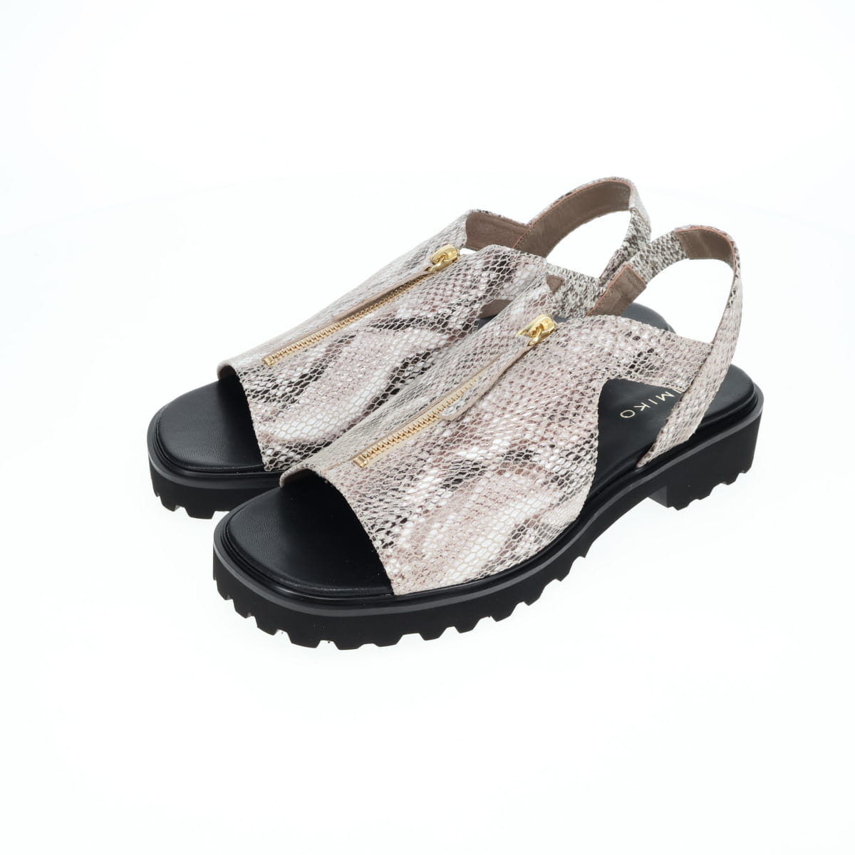 【26SS新色追加】センタージッププラットフォームサンダル/651207