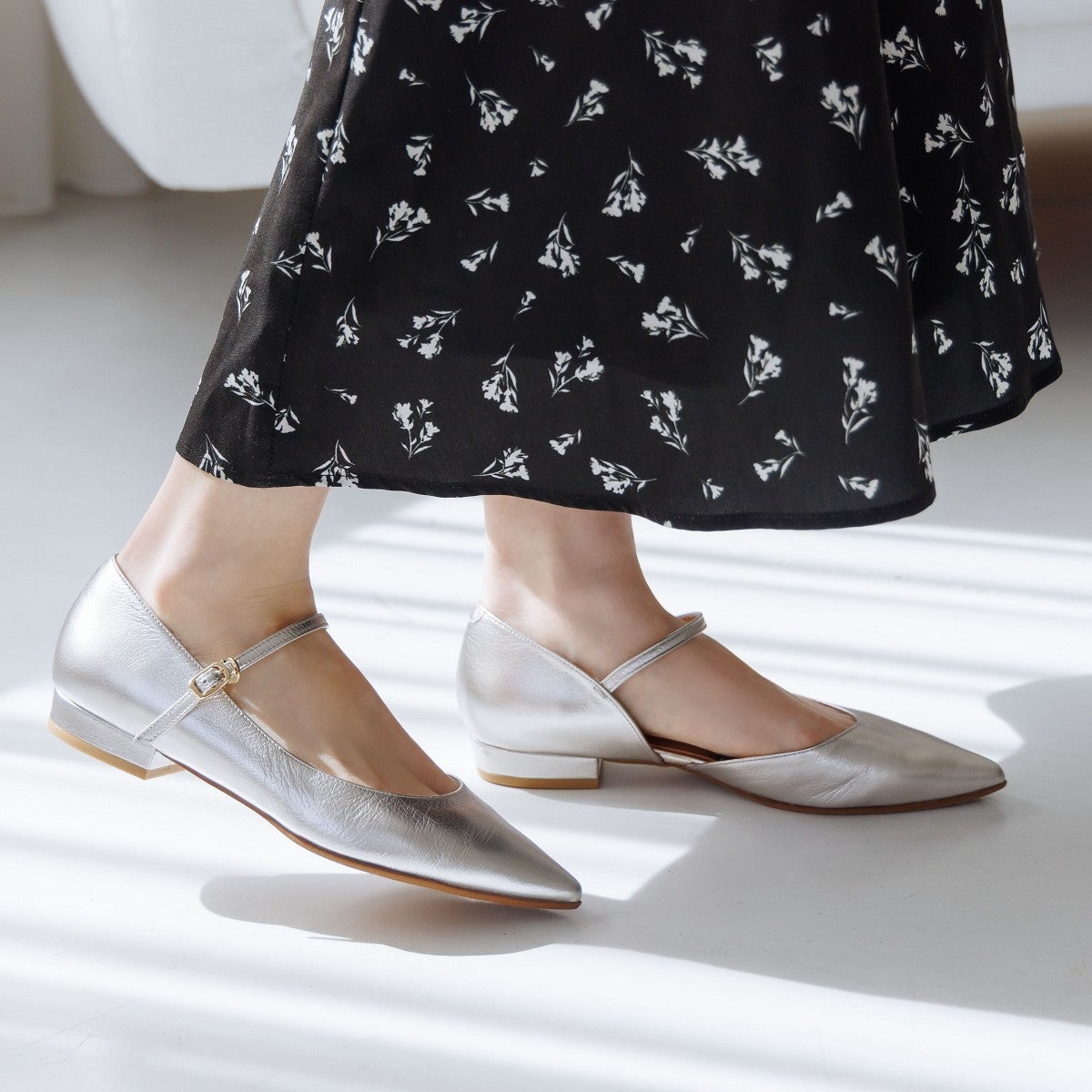 【26SS新色追加】サイドオープンメリージェーンパンプス/651301