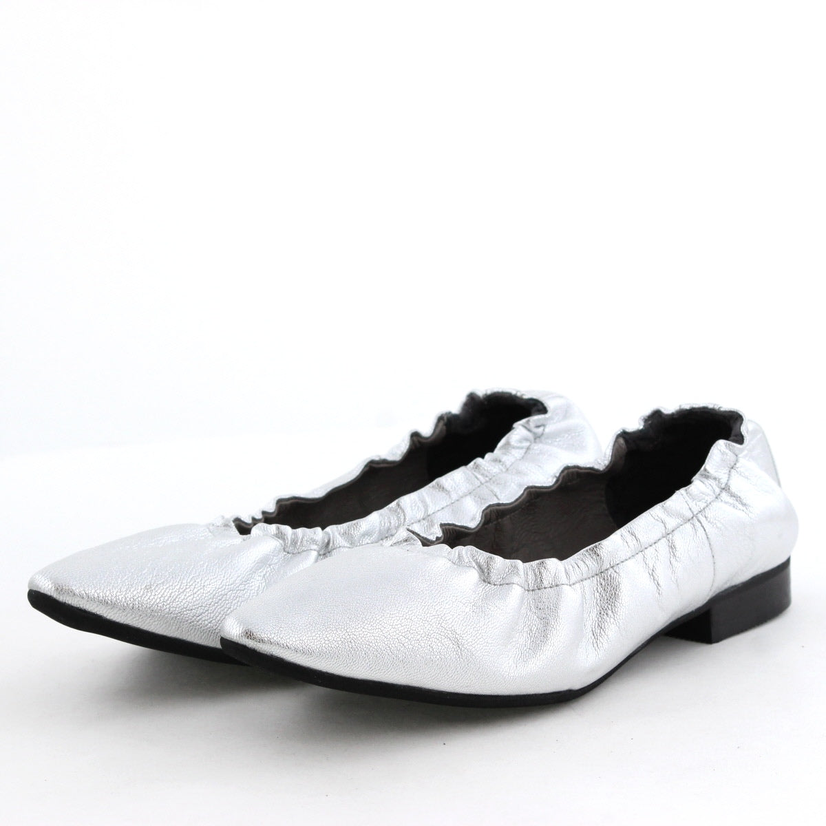 【25AW】シャーリングフラットパンプス/651302