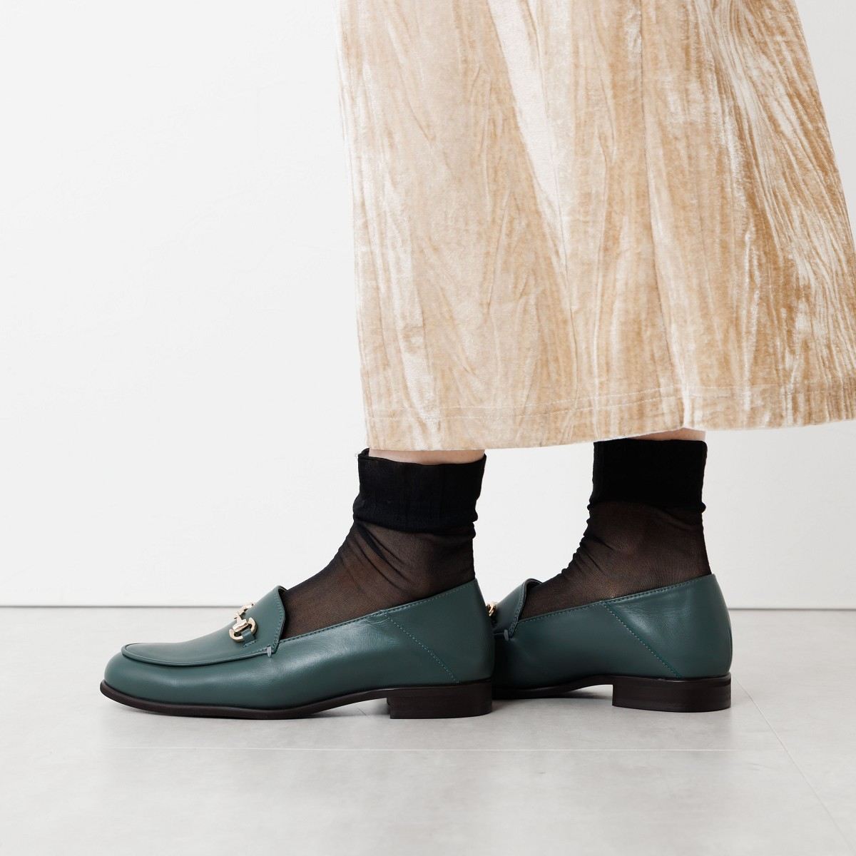 【25AW】バブーシュビットローファー/651304