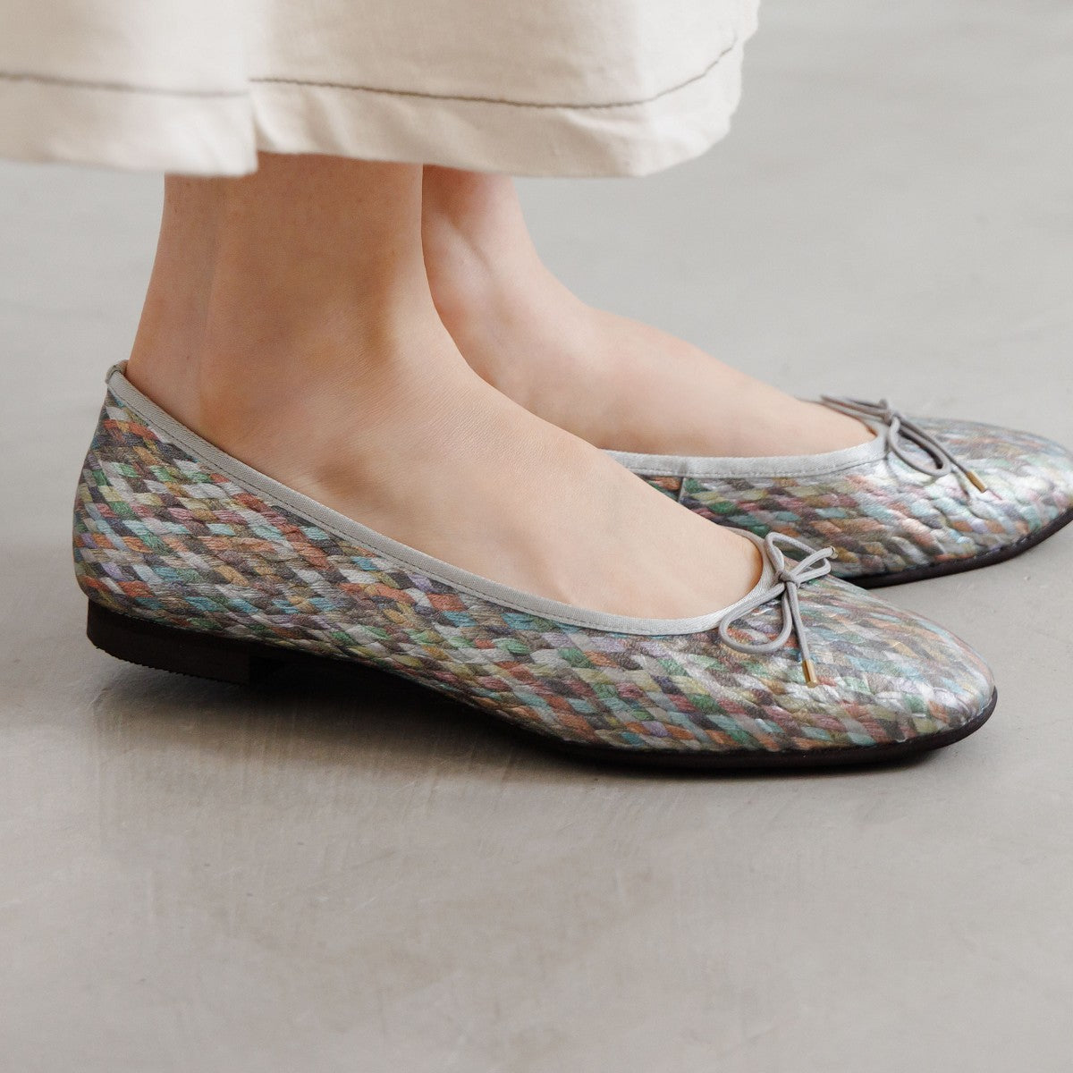 【26SS新色追加】バレエパンプス/651307