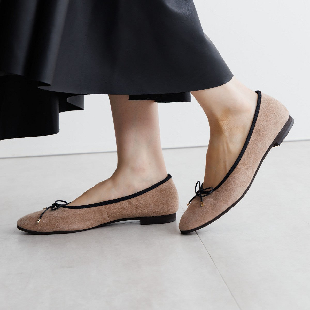 26SS新色追加】バレエパンプス/651307