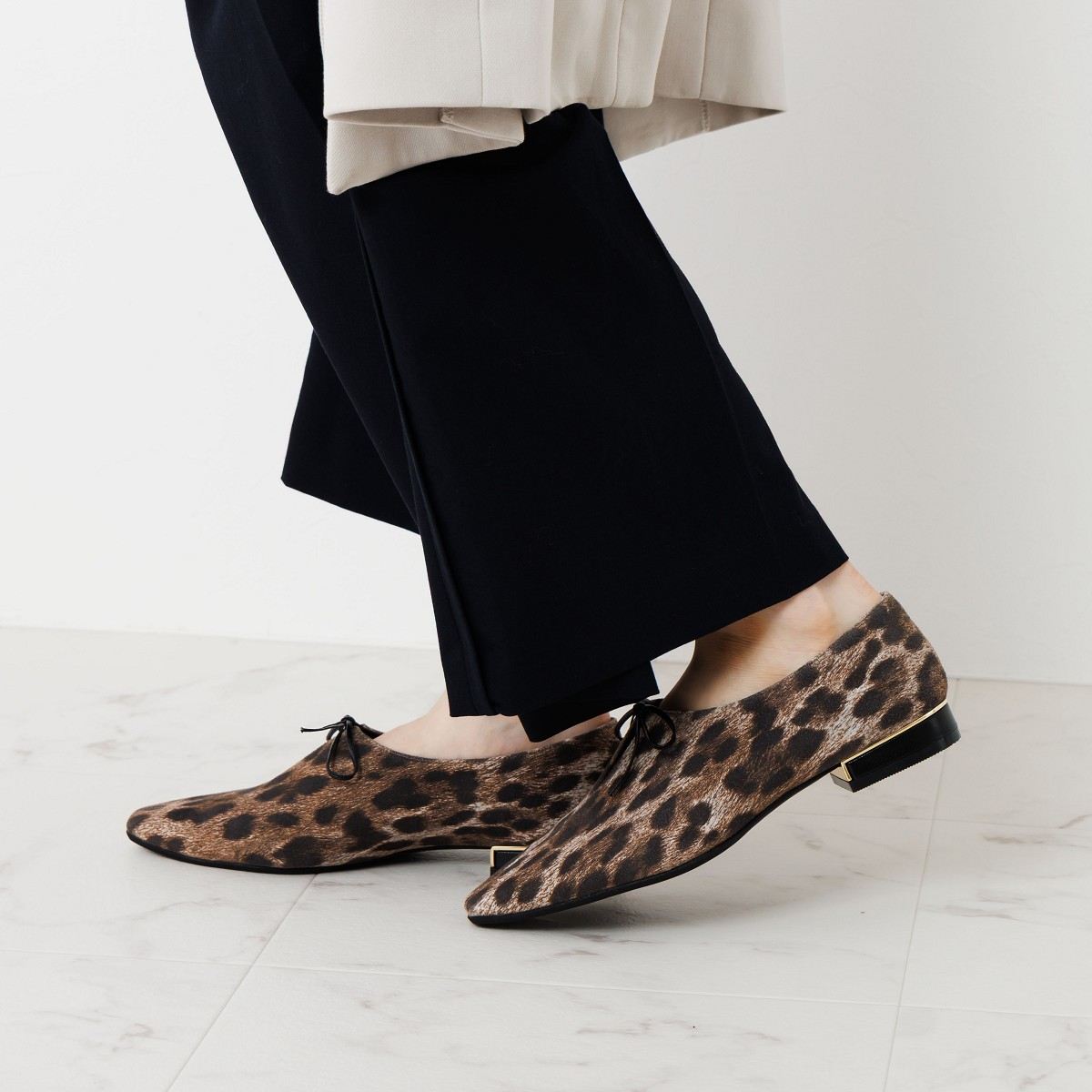 【25AW】センタースリットリボンパンプス/651312