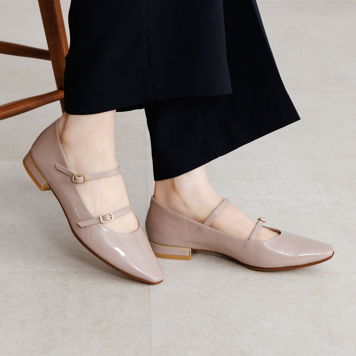 【26SS新色追加】ダブルベルトローヒールメリージェーンパンプス/651313