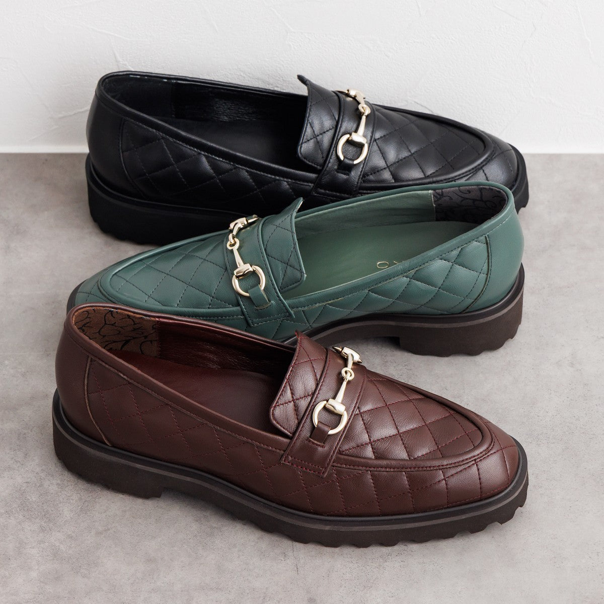 【25AW】トラックソールキルティングビットローファー/651324