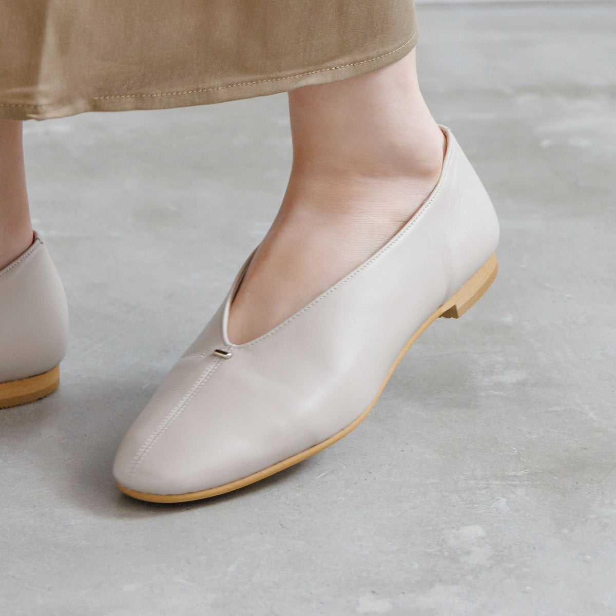 SALE】メタルポイントフラットパンプス/751326