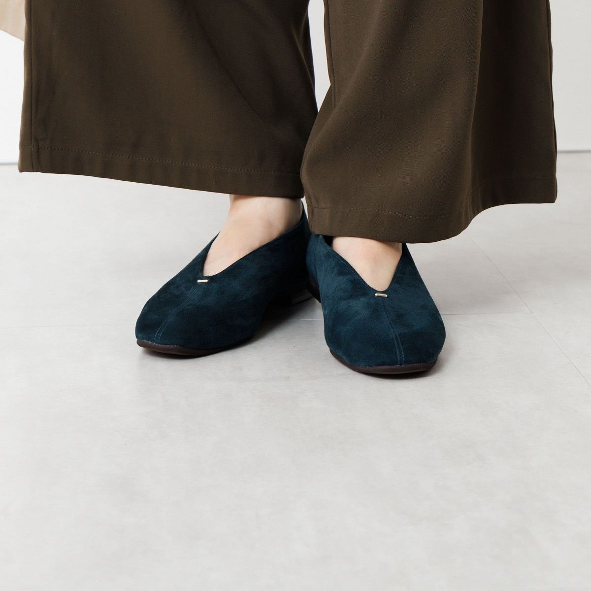 【SALE】メタルポイントフラットパンプス/751326