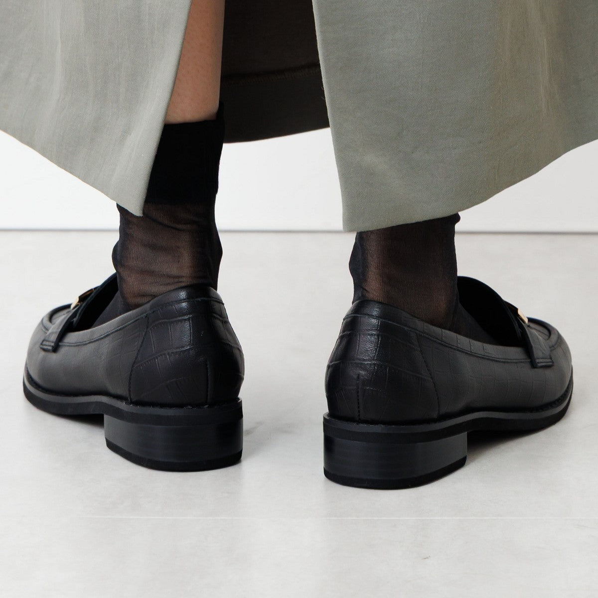 【特別価格】スクエアメタルパーツローファー/651327