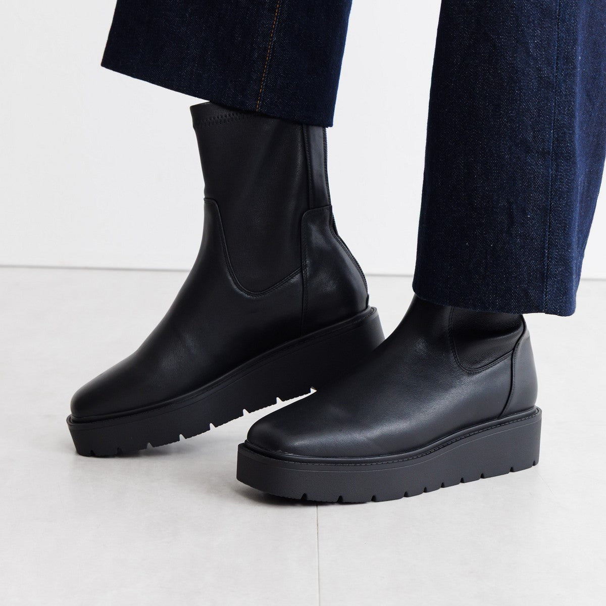 【25AW】プラットフォームストレッチブーツ/651421
