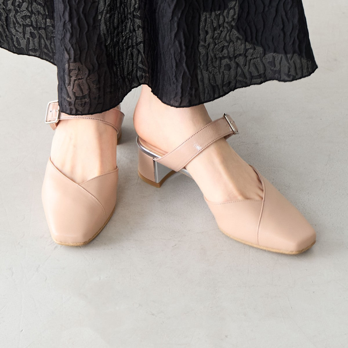 【SALE】スクエアトゥベルトミュール/651510