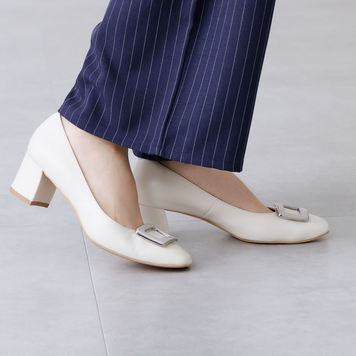 SALE】スクエアバックルチャンキーヒールパンプス/753302