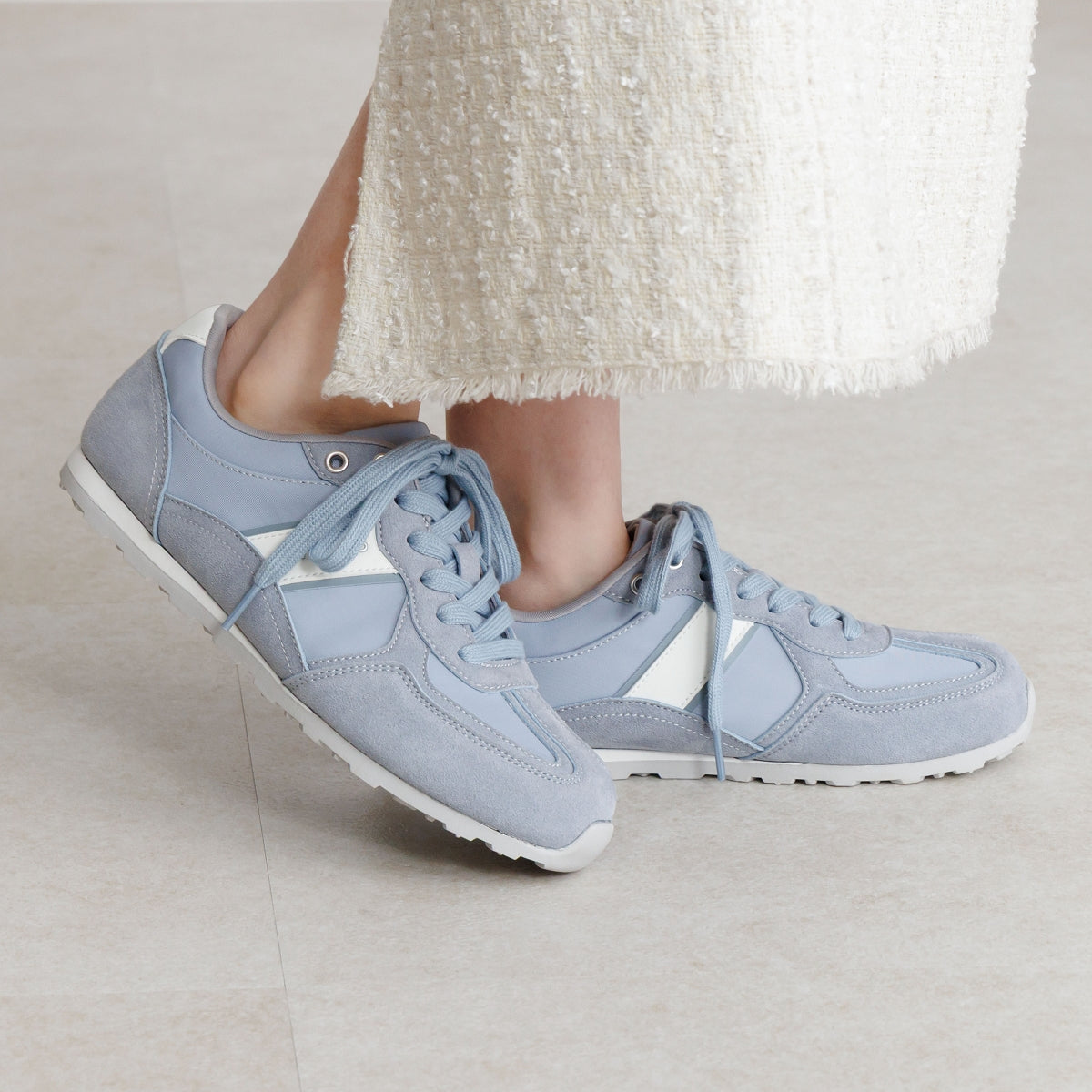 新登場！HIMIKOのレザースニーカー