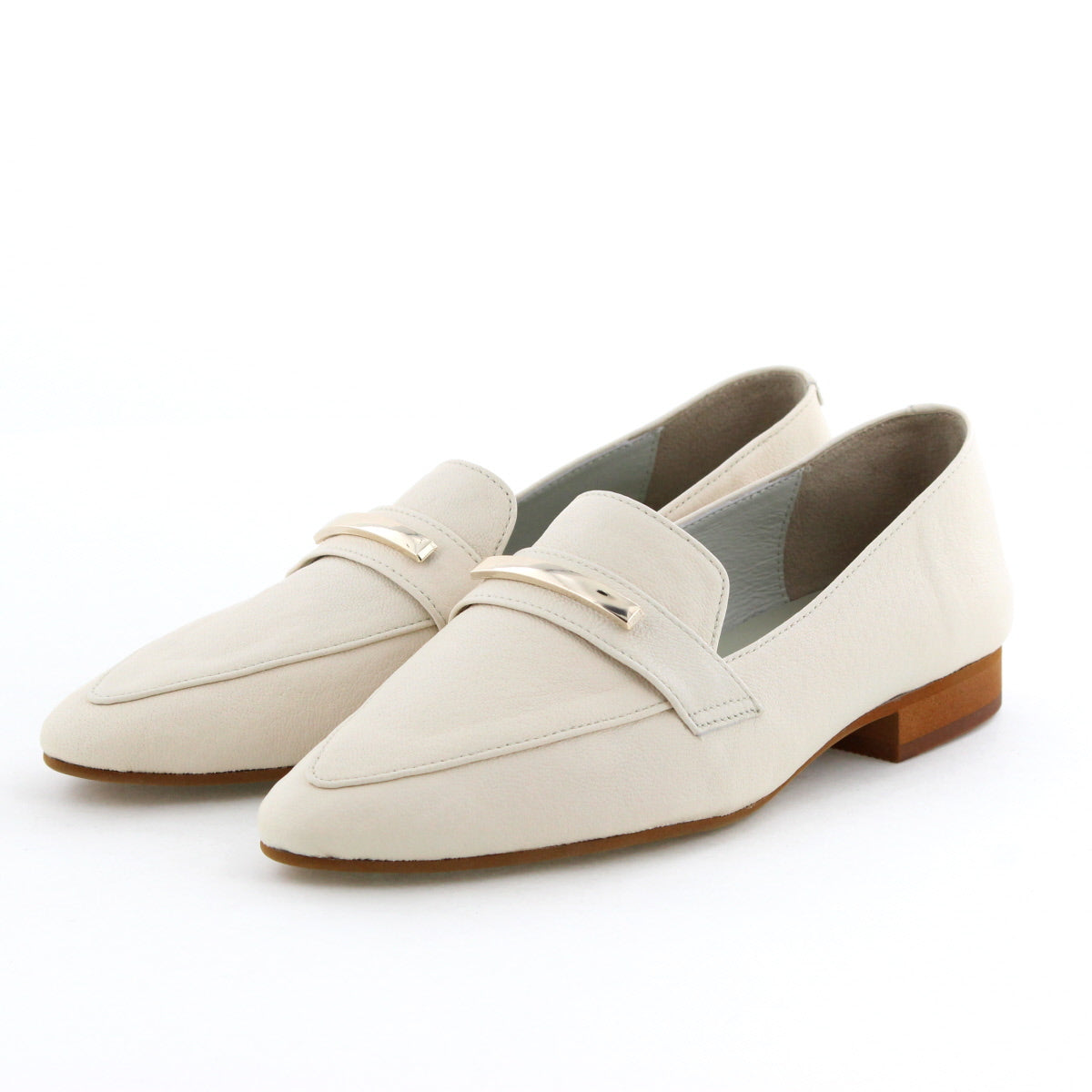 【26SS】メタルバーポインテッドローファー/661101