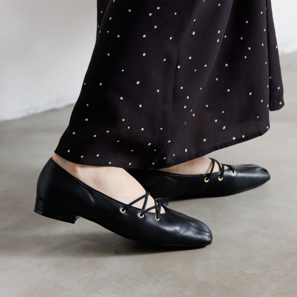 26SS】クロスゴムフラットパンプス/661106