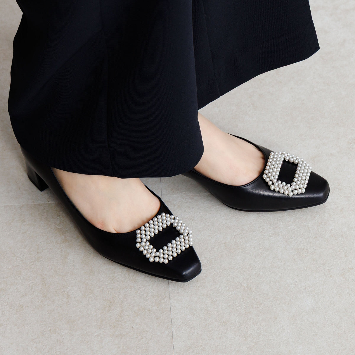 【26SS】4cmヒールパールビジューパンプス/661113