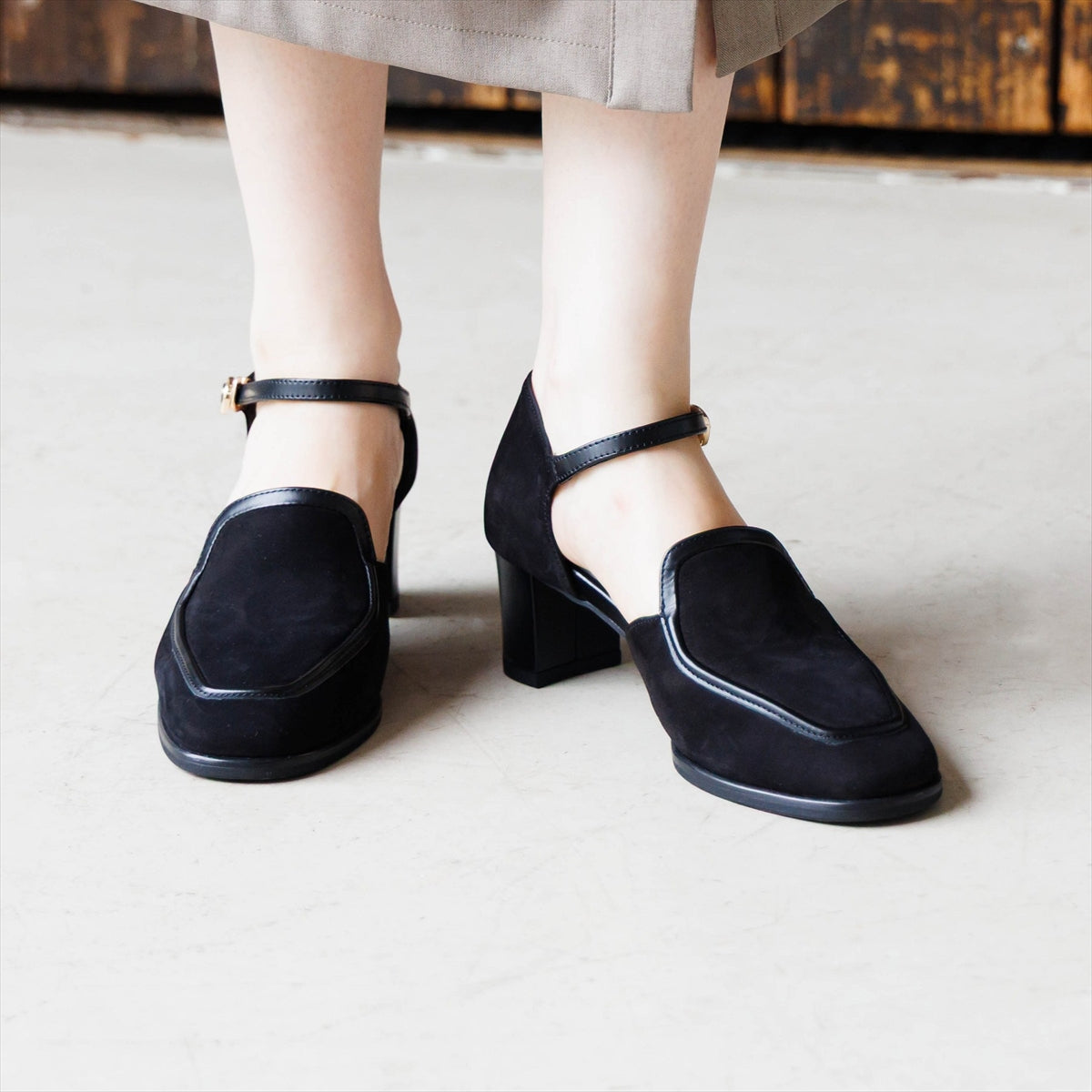 【26AW】モカデザインセパレートパンプス/661301