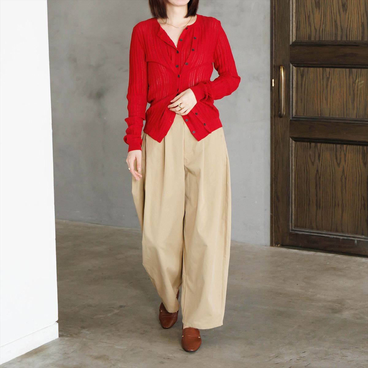 【26AW】カカトシャーリングメタルポイントローファー/661305