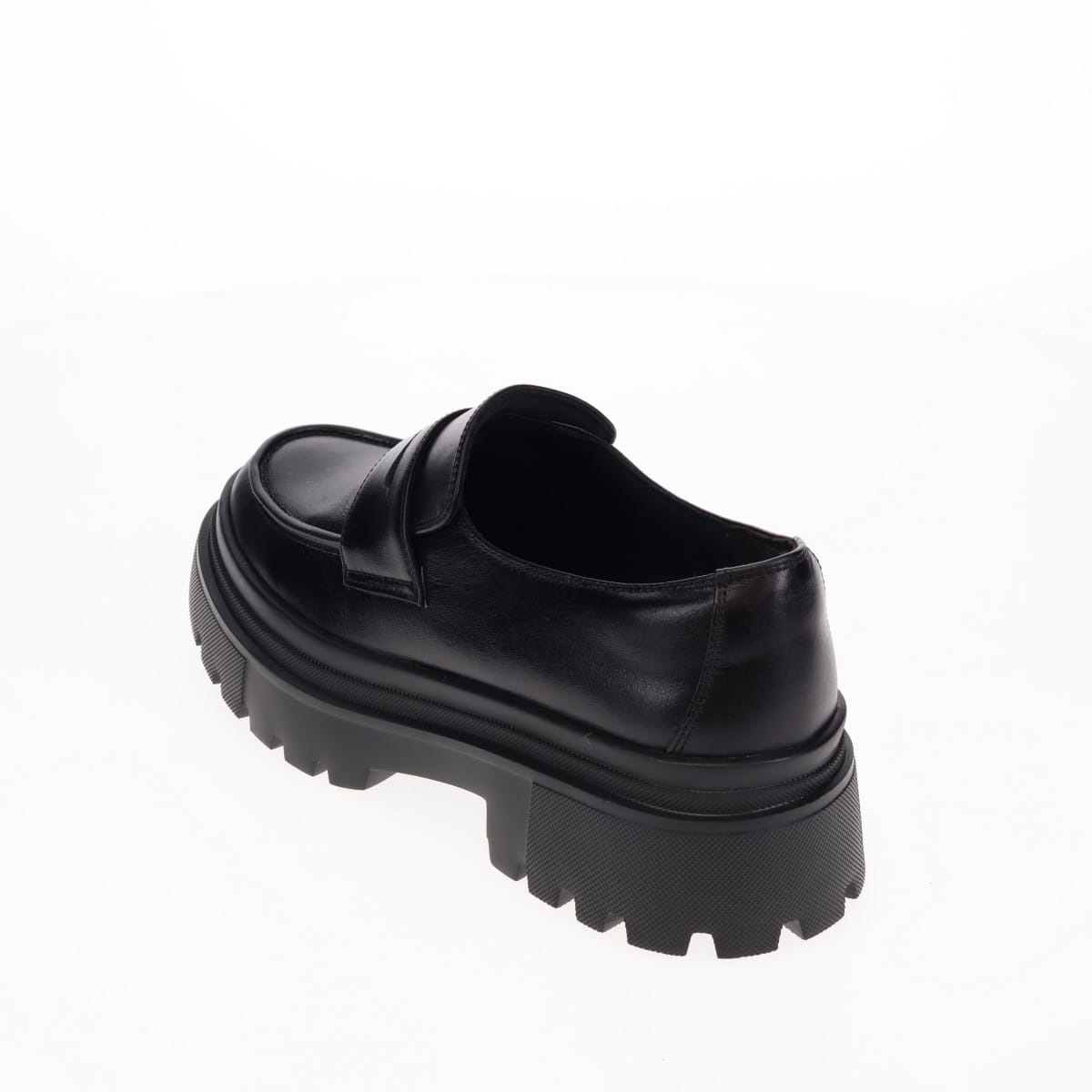 《予約／11月上旬入荷予定》【26AW】スニーカーソールローファー/661315