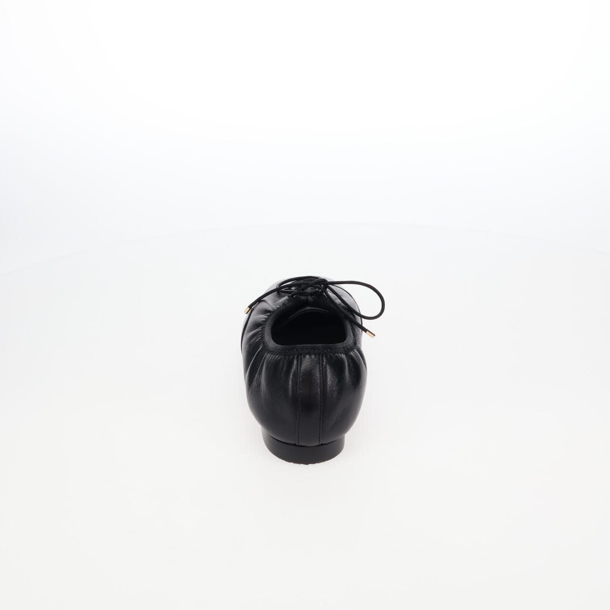 《予約／10月上旬入荷予定》【26AW】スクエアトゥレースアップフラットシューズ/661316