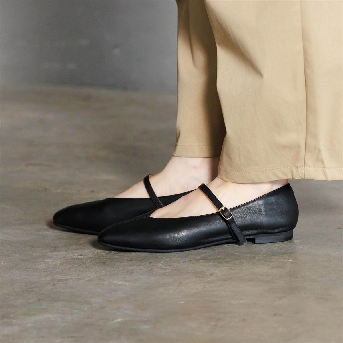 【26AW】メリージェーンフラットパンプス/661317