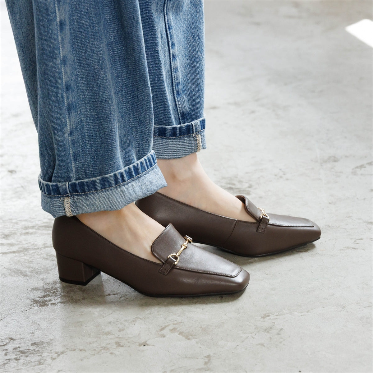 《予約／9月中旬入荷予定》【26AW】4cmヒールビットローファー/661320