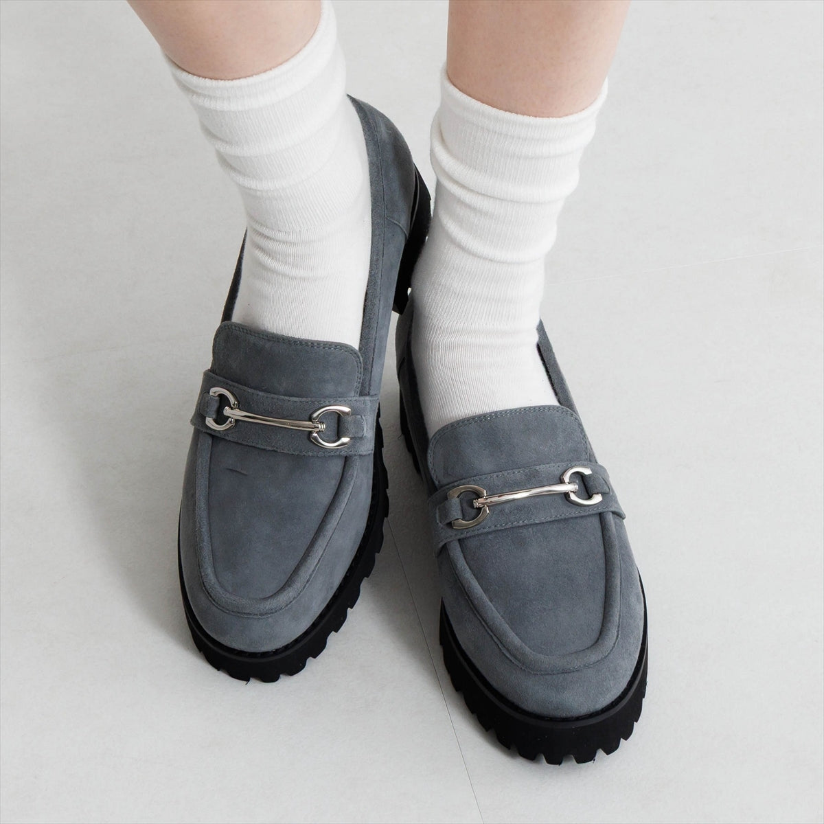 《予約／9月中旬入荷予定》【26AW】トラックソールビットローファー/661322