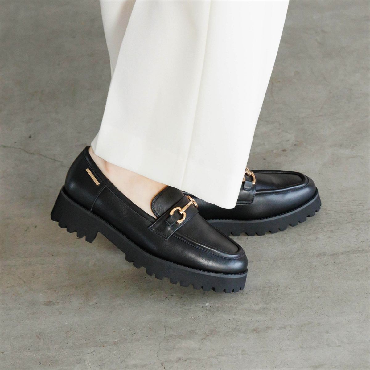 【26AW】トラックソールビットローファー/661322