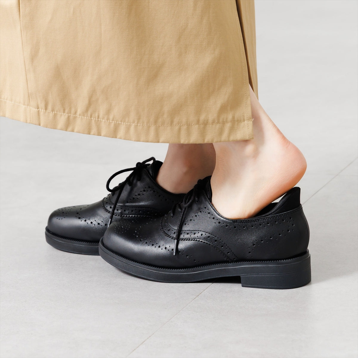 【26AW】【瞬間フィット】ハンズフリーレースアップシューズ/661332